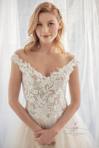 Menyasszonyi ruha 38